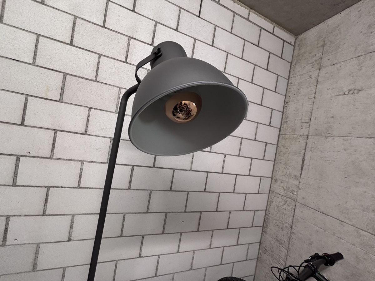Ikea Lampade: Stehlampe anthrazit von IKEA – Usato da Homburg venduto da salmon136 1