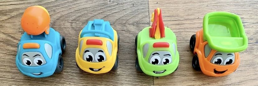 Piste: Smoby Rennbahn inkl. 4 Autos – Usato da Wiggiswil venduto da Claudi334 4
