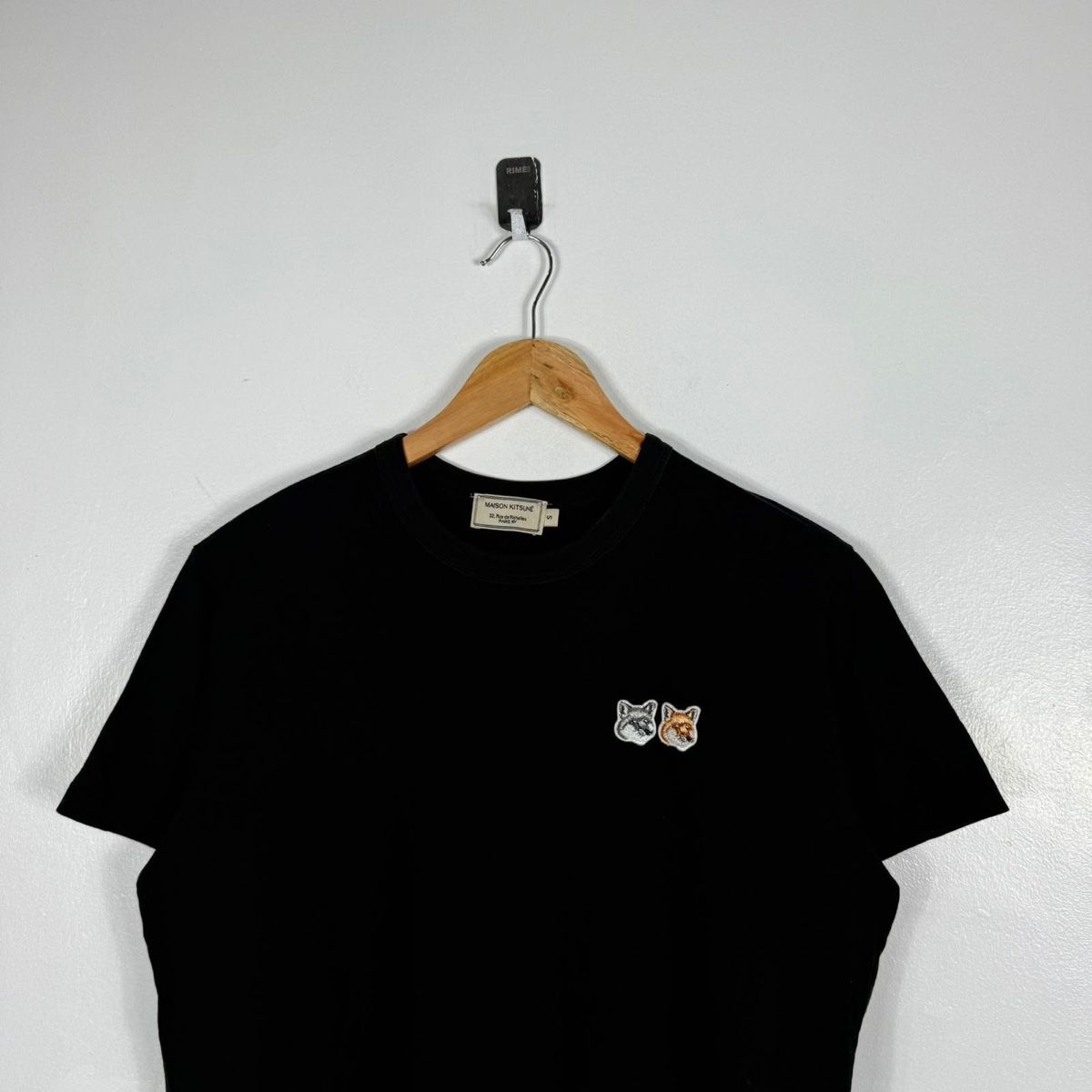 T-shirt: T-Shirt Maison Kitsuné Noir Double Fox Head Patch Coton - S  – Nuovo (secondo la descrizione) da Hauterive NE venduto da Leo_o 1