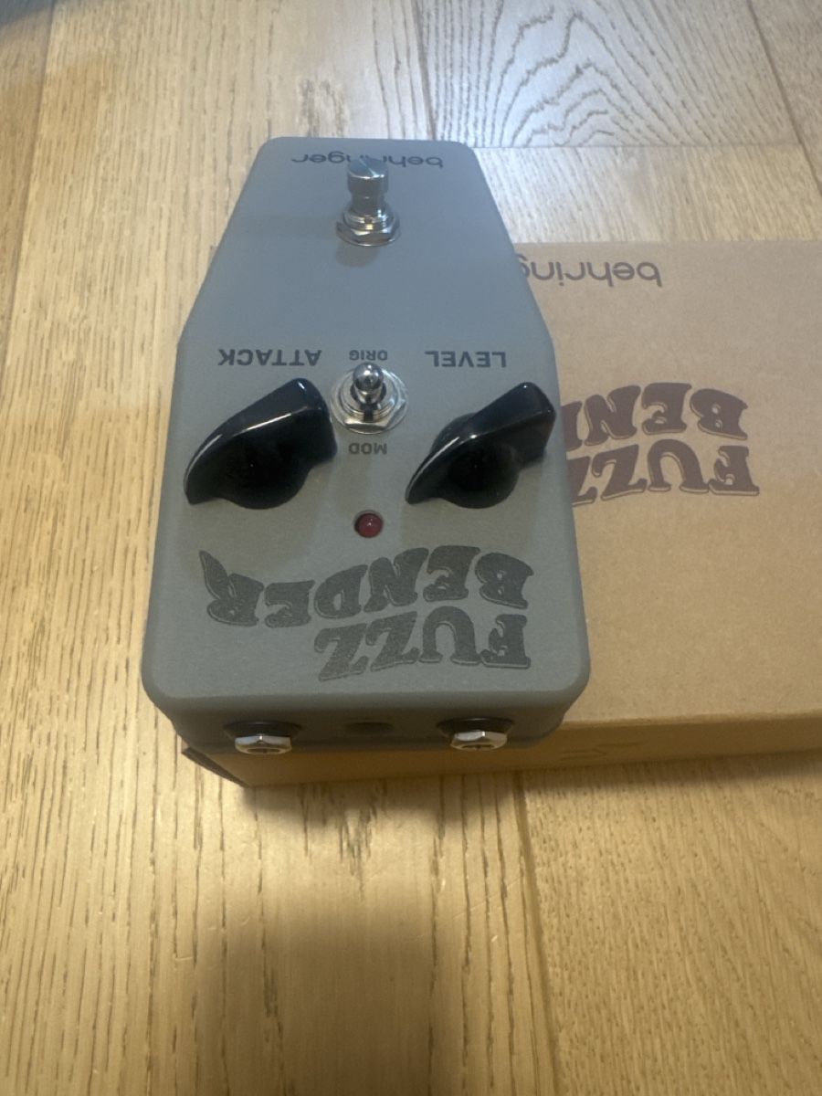 Behringer Musikinstrumente: Behringer Fuzz Bend Pedal - Excellent Condition – Gebraucht aus Paudex von mrh_6wwk 2