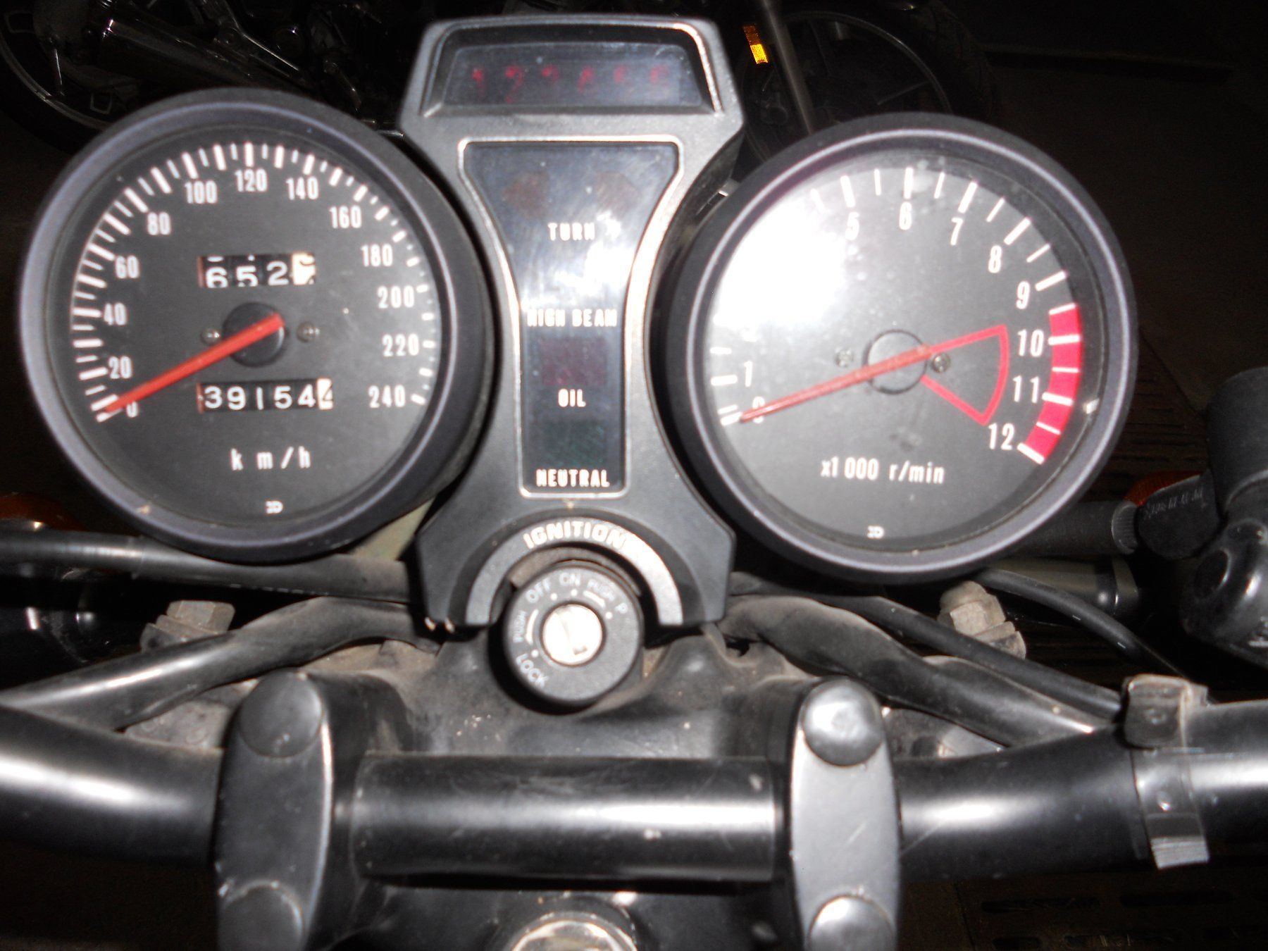 Suzuki Strasse: Suzuki GS650 G Katana 1983 – Gebraucht aus Neuenegg von designart64 7