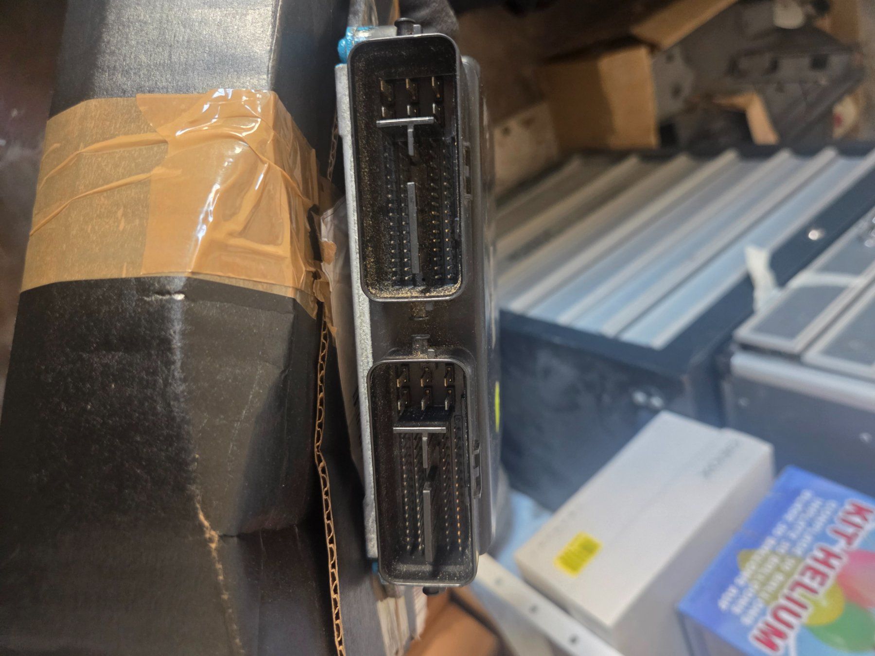 Tutti pezzi di ricambio auto: Module central Mitsubishi Smart – Usato da Yverdon-les-bains venduto da vwg_89 1