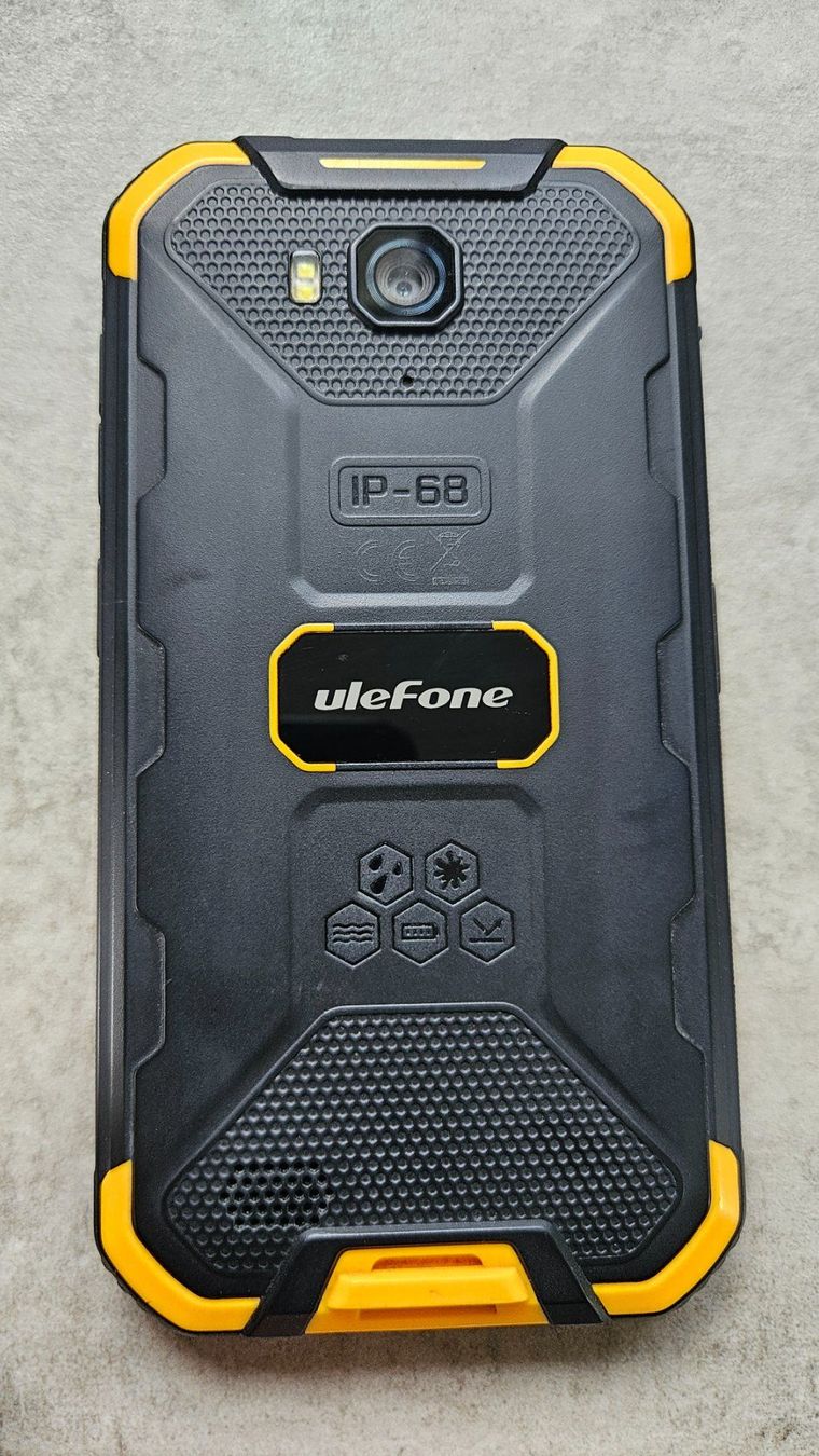 Ulefone Telefoni cellulari / Smartphones: Handey / Ulefone IP-68 Outdoor Smartphone – Usato da Oberrohrdorf venduto da Mex01 1
