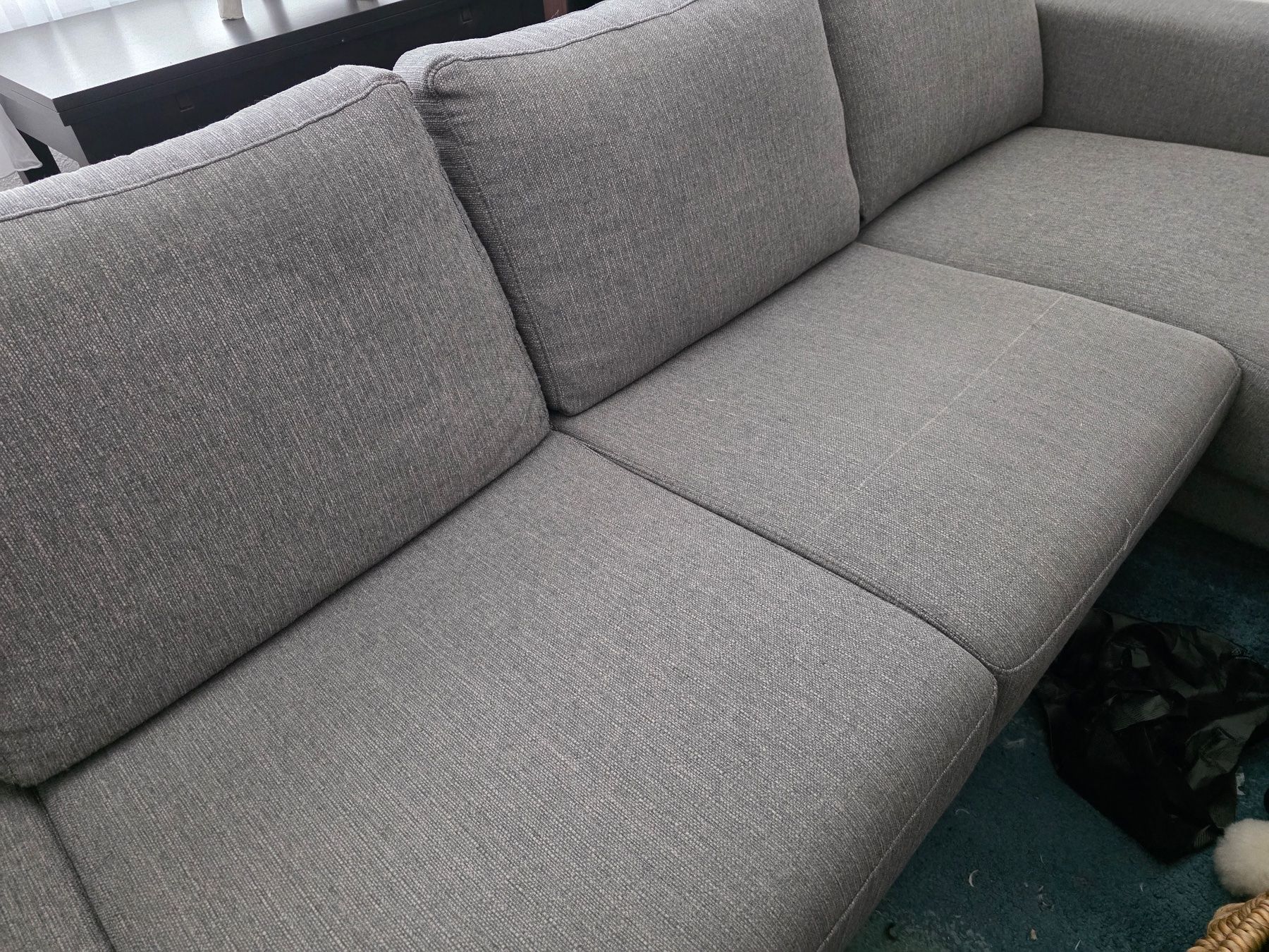 Sofas: Graues Stoff Sofa – D'occasion à Pfeffingen par tobsent 2