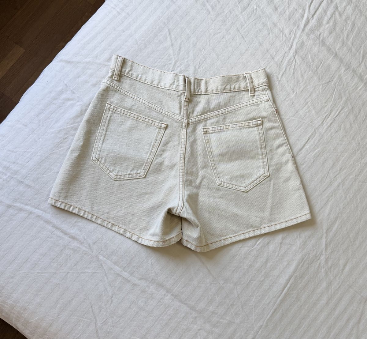 Mango Hosen: Jeansshorts MANGO Größe M / 38 neu – Neu (gemäss Beschreibung) aus Bonstetten von AngelaF23 3