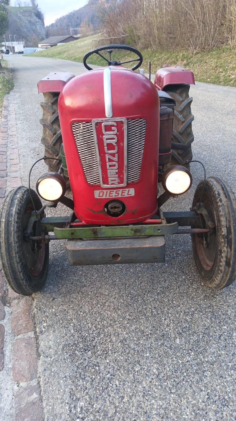 Grunder Trattori: Oldtimer  Grunder Traktor  Jg. 1955 – Usato da Eptingen venduto da Hehoep 4
