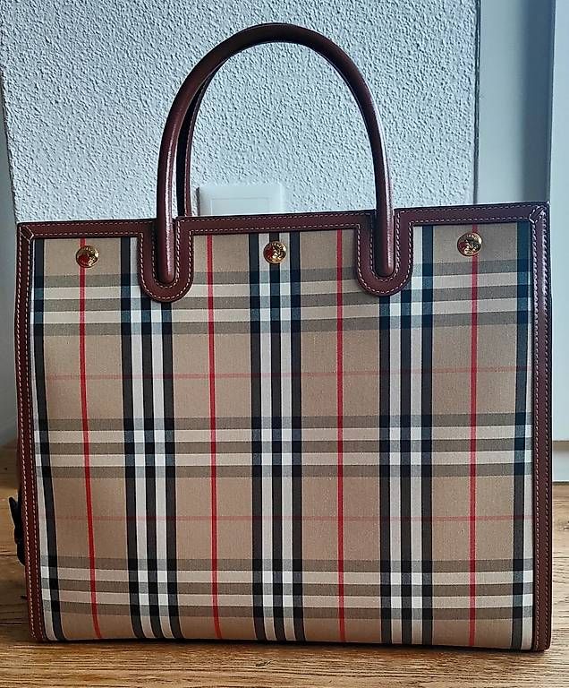 Sacs femmes: Tasche Burberry – D'occasion à Sempach par den_txx7 1
