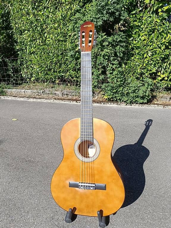 Strumenti musicali: Max SoloArt Classic Guitar 39" – Usato da Rudolfstetten venduto da Fotorobi
