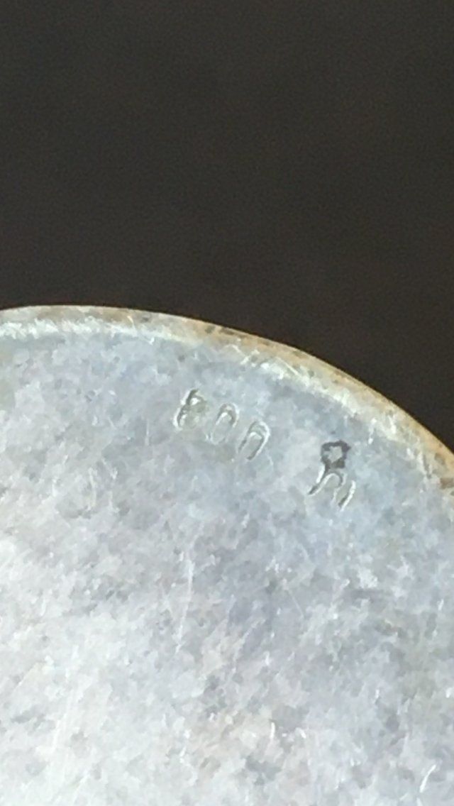 Ciondoli: pendentif rond motif éléphant – Usato da troinex venduto da brumematinale 2