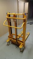 Elévateur hydraulique à commande au pied