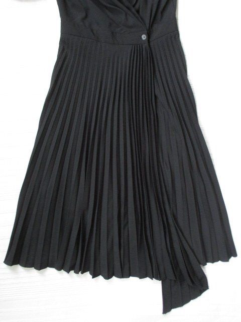 Sandro Kleider: SANDRO - Plissee Wrapover Kleid Schwarz Gr. 36 D – Gebraucht aus Wetzikon ZH von icewear 2