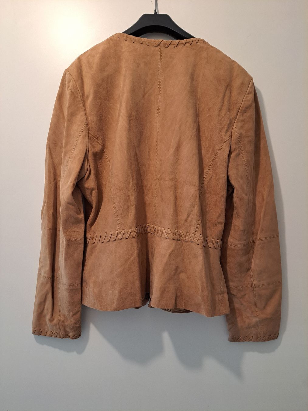Giacche: Blazer Velours-Leder, cognac, ca. Grösse 42 – Usato da Oberdiessbach venduto da Noeusu 1