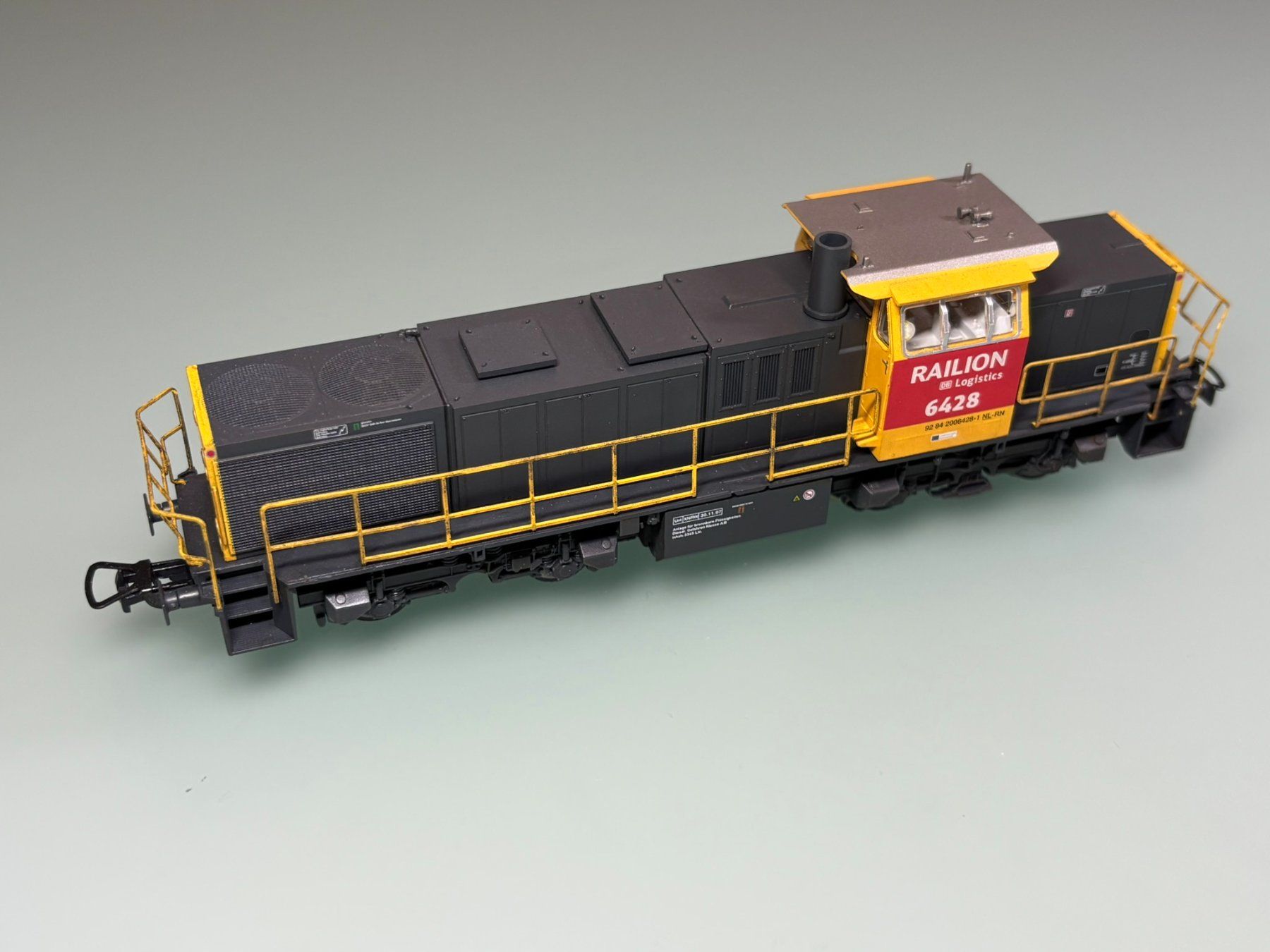 Piko Modellini di ferrovie: DIGITAL Diesellok NS 6400 RAILION DB Logistics – Usato da SION venduto da Pef12 8