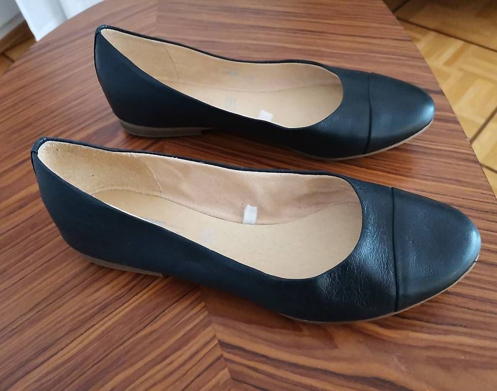 Scarpe da donna: Blaue Leder Ballerina, Gr. 36 – Usato da Muri b. Bern venduto da Claudiahuegli 1