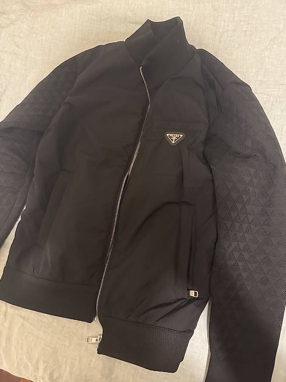 Vestes: Prada – D'occasion à Pregassona par Ale-91 2