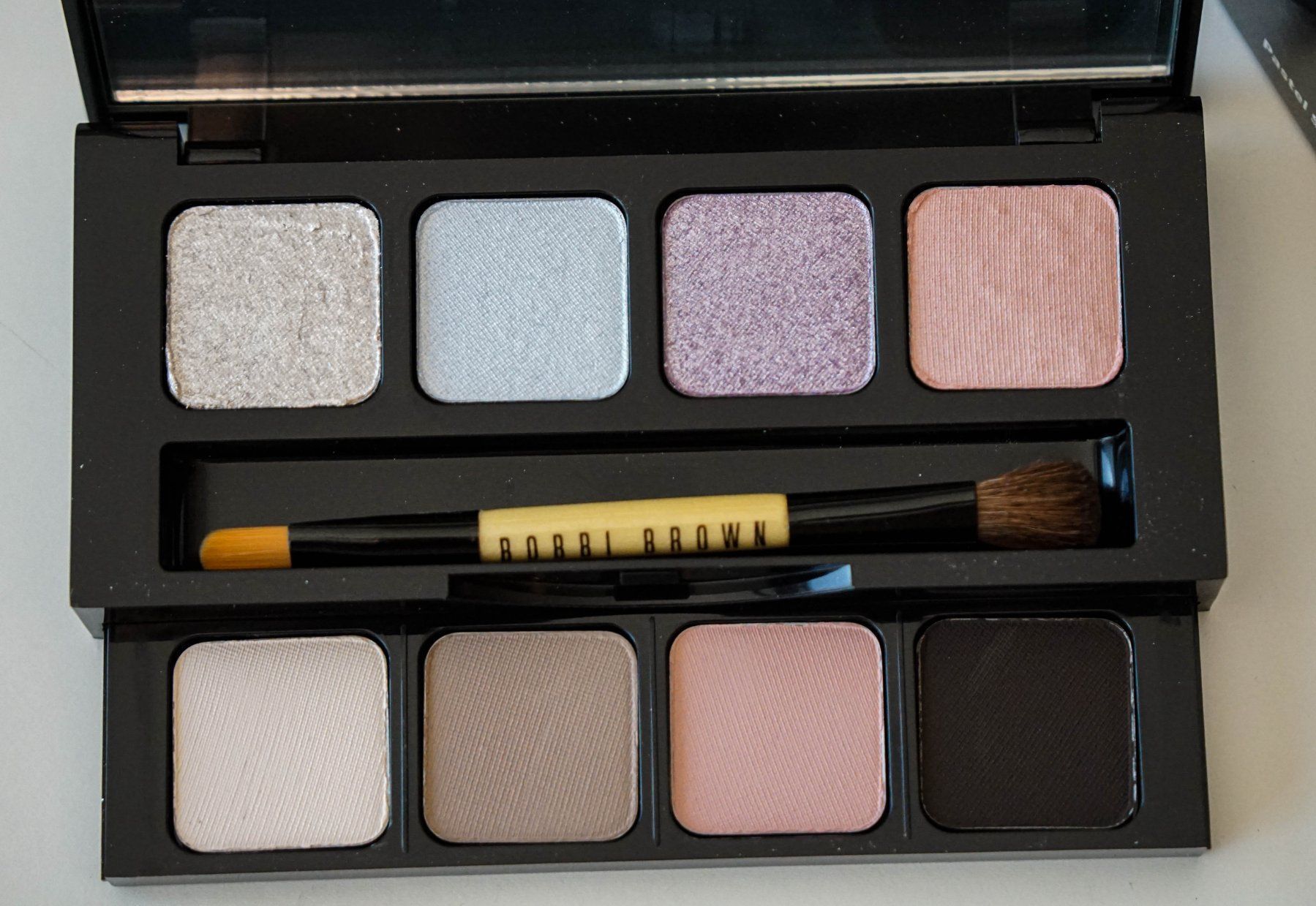 Make-up: Bobbi Brown Pastel Eyeshadow Palette – Nuovo e nell'imballaggio originale da Zürich venduto da sambaum 1