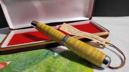 Kugelschreiber aus Rosskastanie, handgedrechselt, Rhodium,