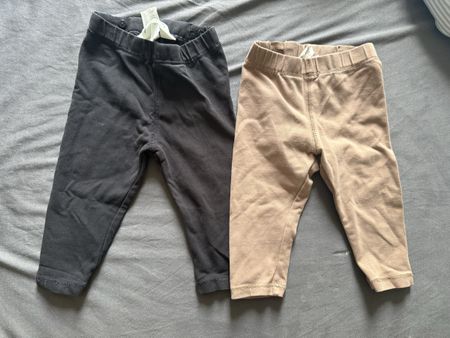 H&M Baby Stretchy Hosen 2er Pack Grösse 74 (6-9M) CHF 5