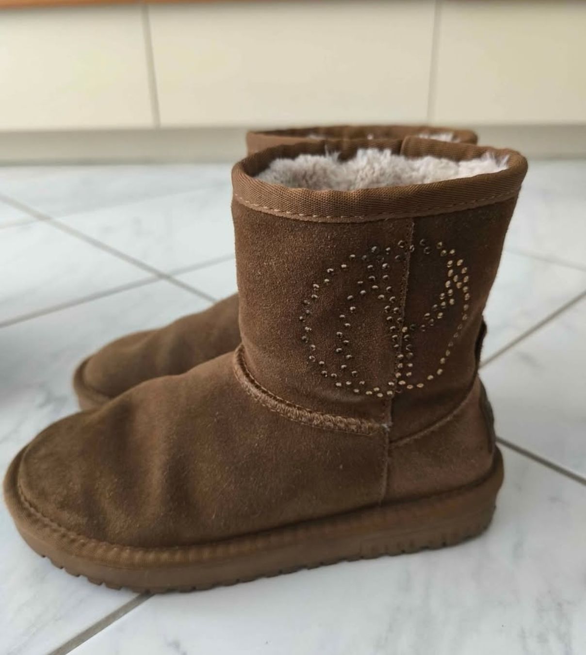Scarpe per ragazzi: Mädchen Schuhe nr33 – Usato da Buchs SG venduto da Cor-Pie 2
