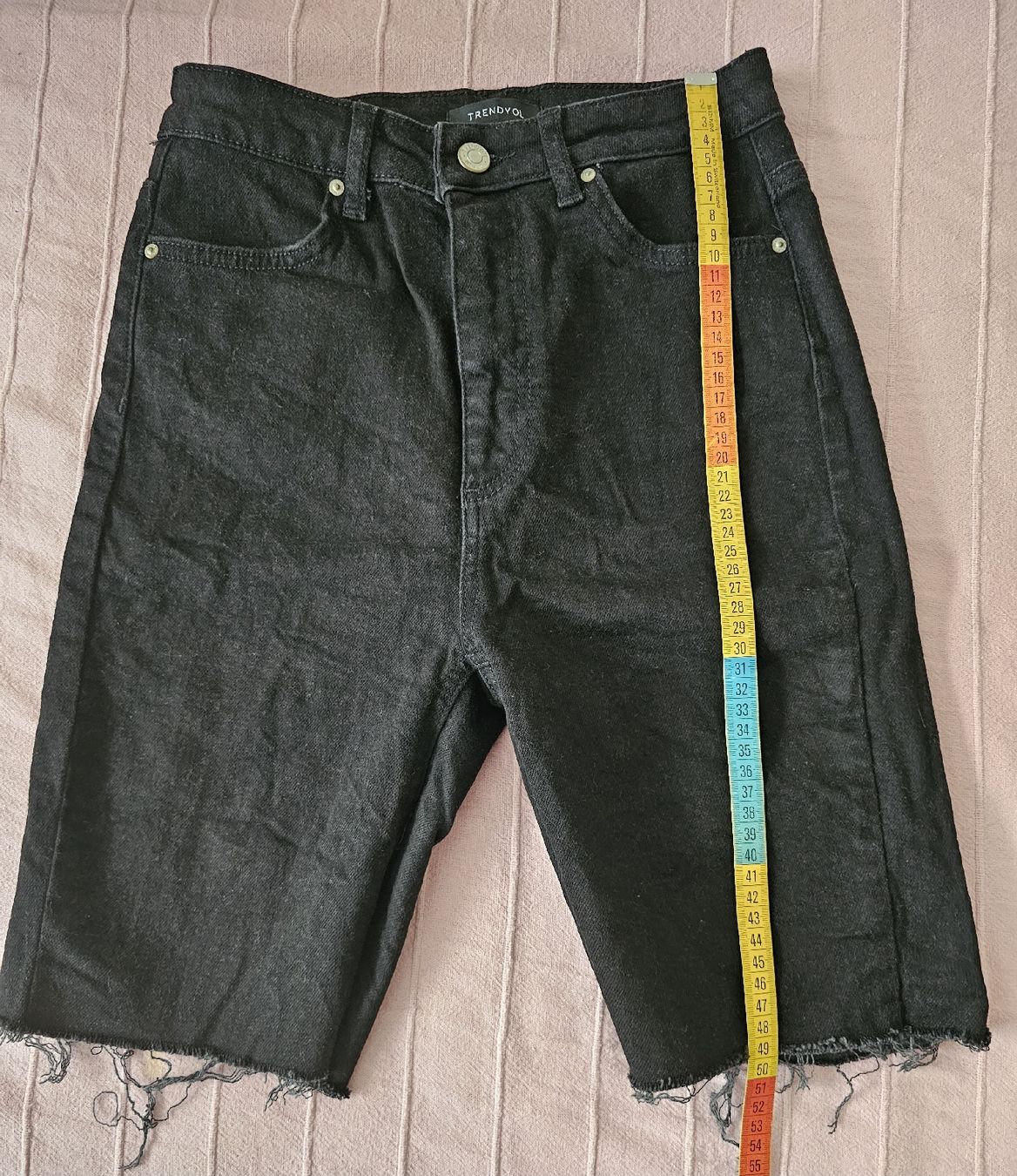 Jeans: Trendyol Bermudashorts – Nuovo (secondo la descrizione) da Steinmaur venduto da Kiki_m240