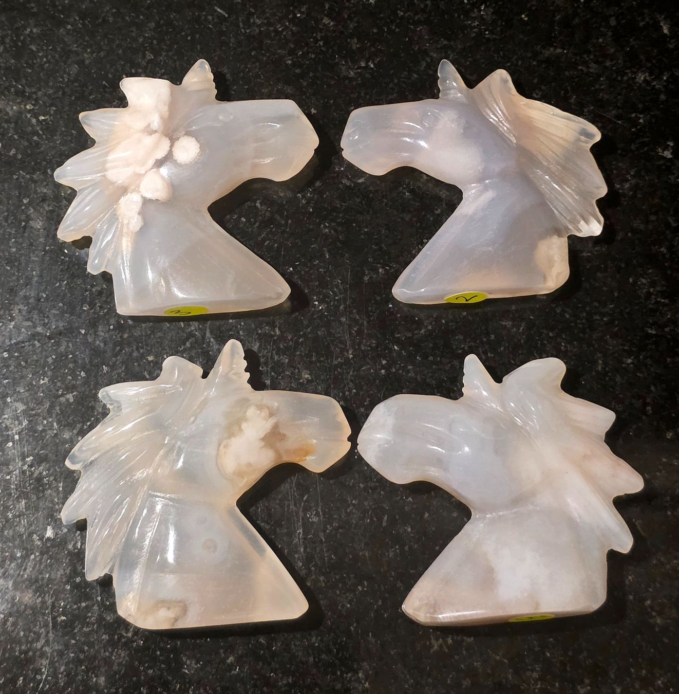 Minerali & Pietre curative: 4 Achat Einhornbüsten Set 105g – Nuovo e nell'imballaggio originale da Matzingen venduto da Shay_Crystalz