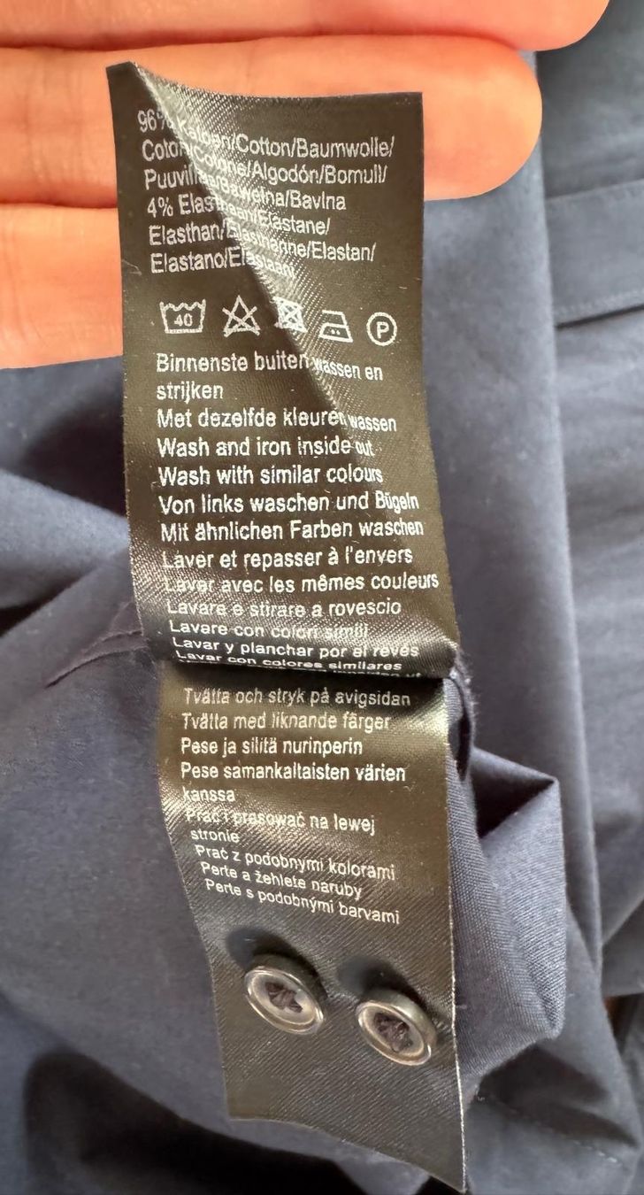 We Camicie: WE_Herren Hemd. Slim & Stretch. Dunkelblau. Gr. XS. – Usato da Zürich venduto da Sunnyflower97 7