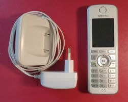 FRITZ!Fon DECT Telefon C4 mit Ladekabel & Netzteil