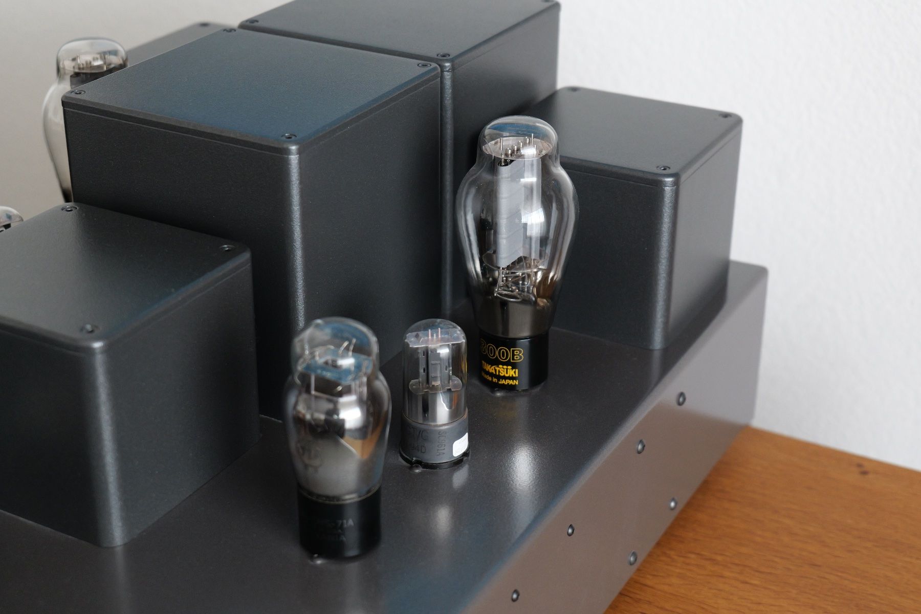 Amplificatori: Tobian Sound Systems VR40 300B – Usato da Lohn-Ammannsegg venduto da Uranus2001 5