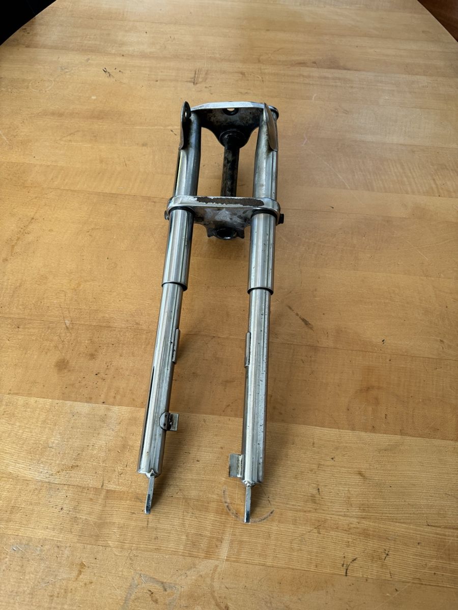 Parti ricambio per ciclomotori: Sachs Hercules Gabel – Usato da Dübendorf venduto da Sachs621 1