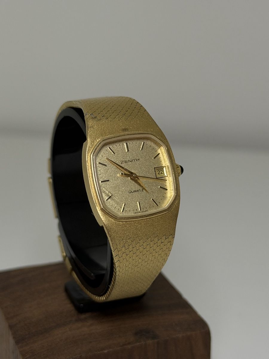 Zenith Montres: ZENITH Vintage Quartz – D'occasion à Servion par Elliot.grnd