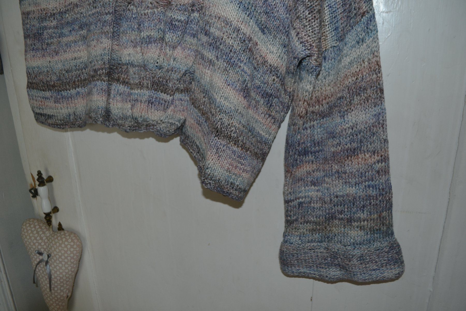 Pulls & Sweat-shirts: Kurz Pulli selbstgemacht – D'occasion à Laupen ZH par chefdom 3