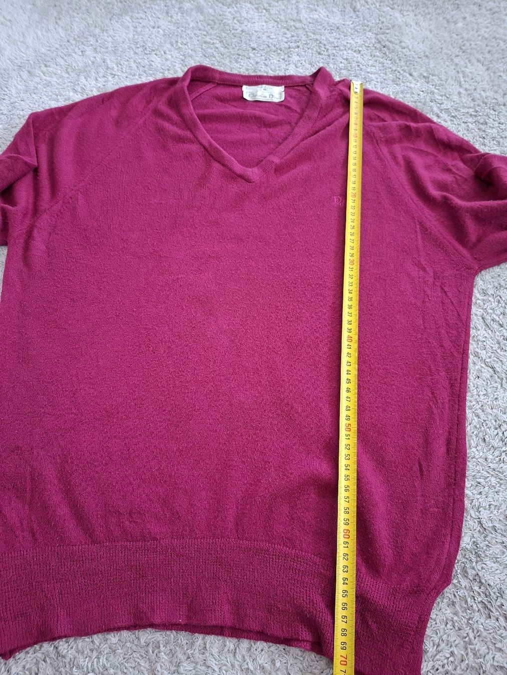 Dior Pullover & Sweatshirts: Pull Christian Dior mauve col V taille M – Gebraucht aus Renens VD von ser_j2fn 2