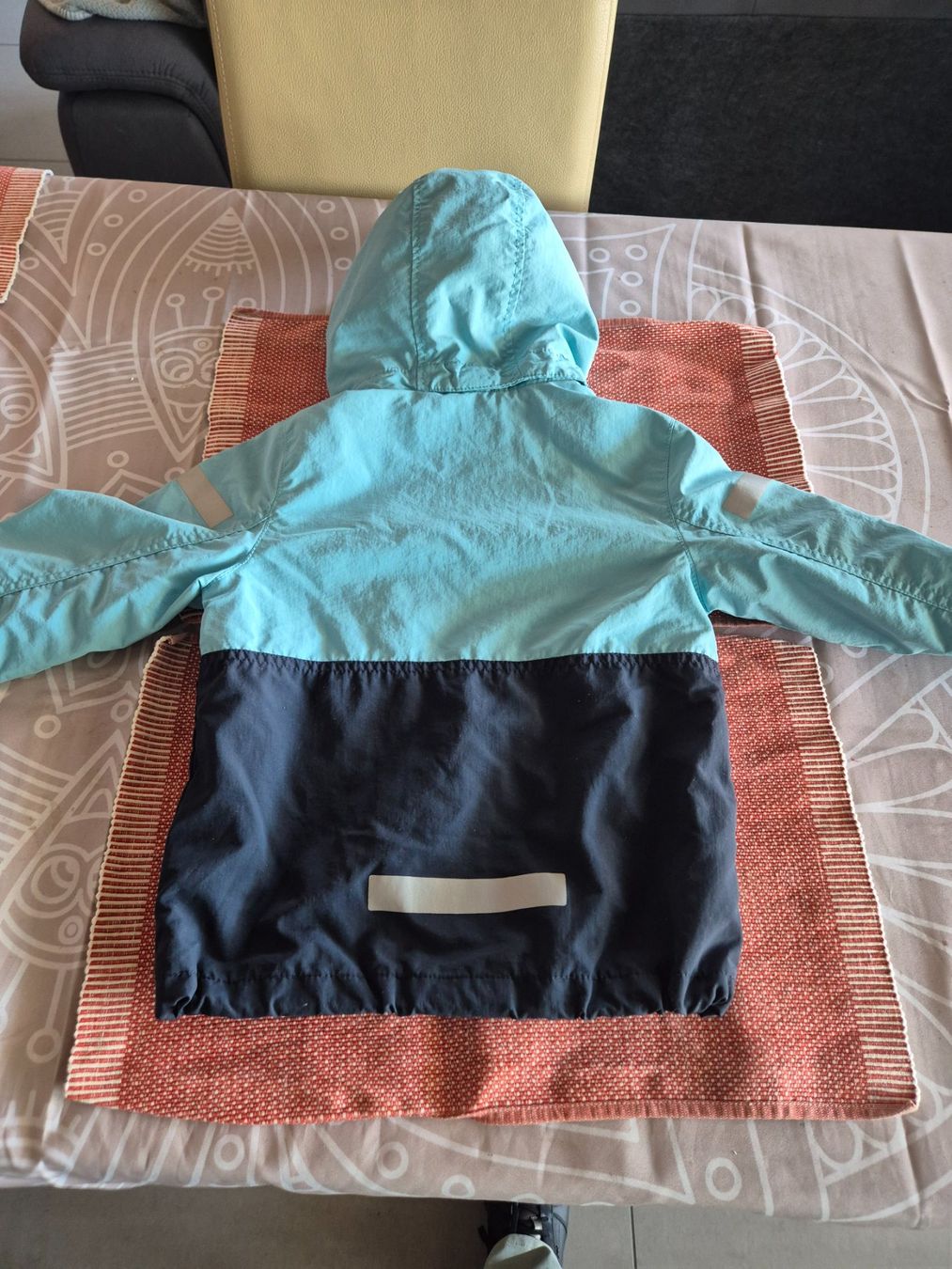 H&M Giacche & Cappotti: H&M Kinder Jacke, Grösse 110! – Usato da Urdorf venduto da Nataschli 3