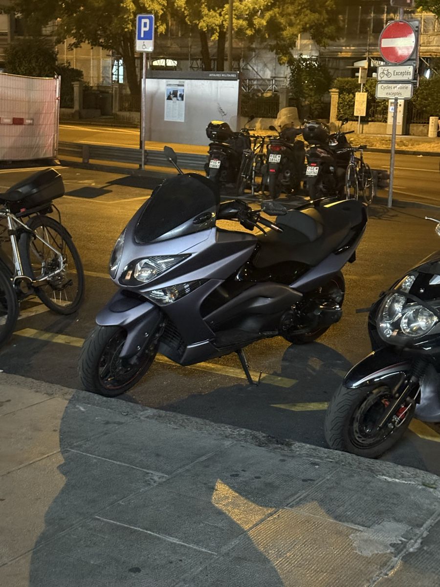 Yamaha Scooters: Tmax 500 2011 ABS  – Gebraucht aus Plan-les-Ouates von lop_pwx6