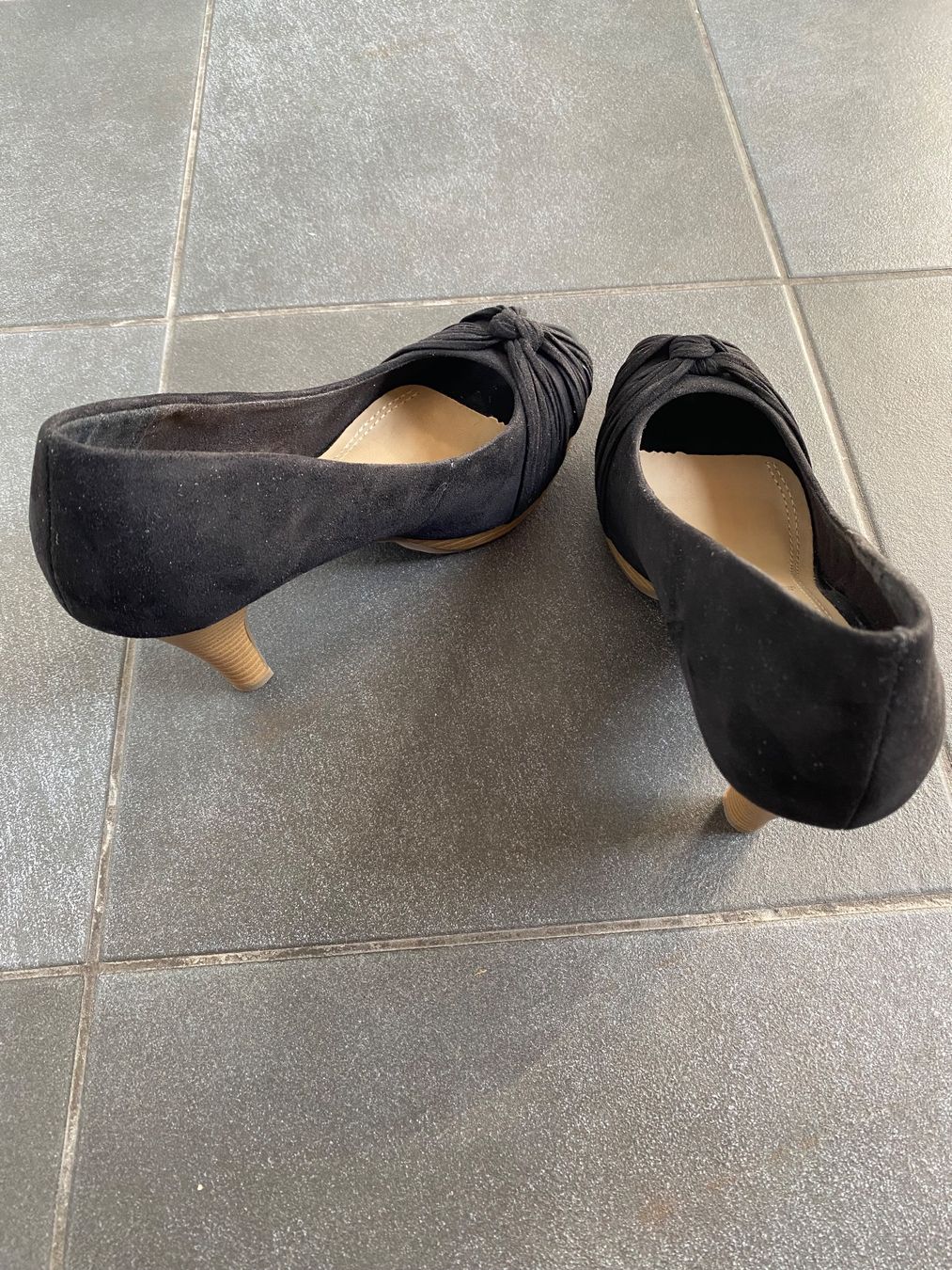 Damenschuhe: Pumps / Peeptoes – Neu (gemäss Beschreibung) aus Bern von hoover08 2