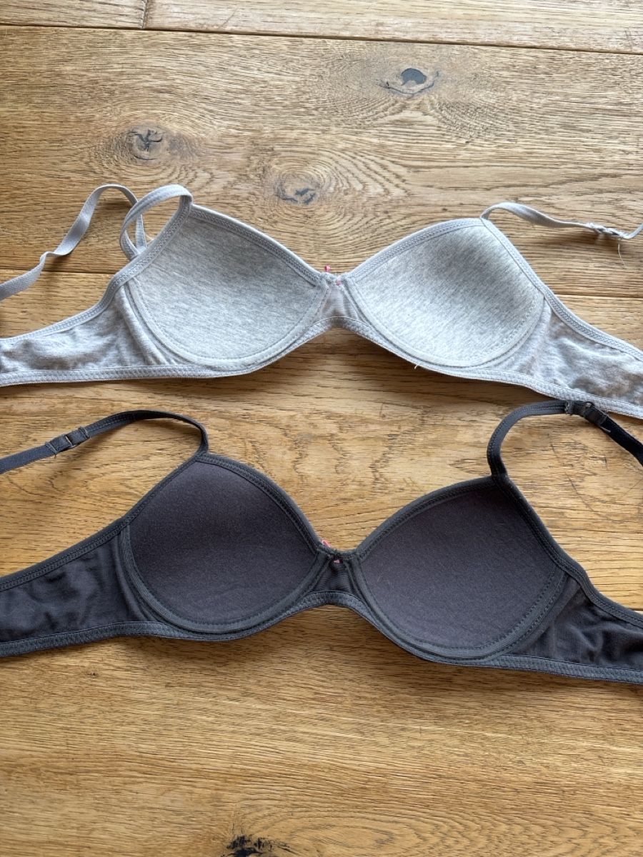 H&M Biancheria intima: 2er Set Mädchen BHs, Grösse 140 – Usato da Wilen b. Wil venduto da b-mountain 2