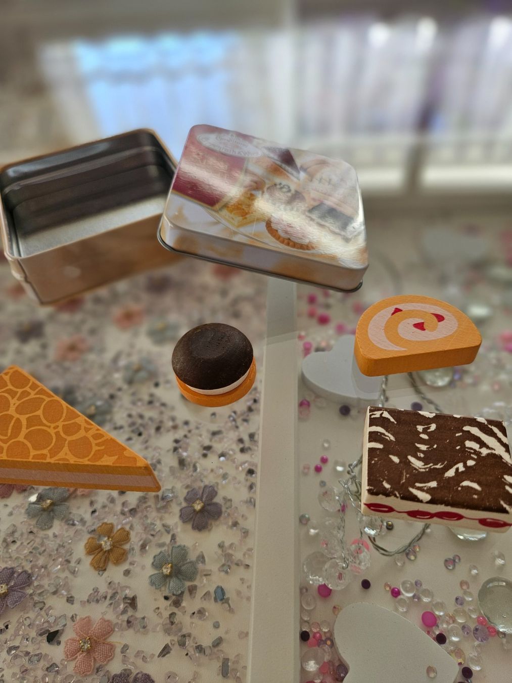 Giocattoli: Erzi Holz Kuchen Spielküche – Usato da Unterägeri venduto da Sleepbear 1