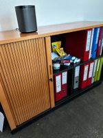 Büro-Sidboard mit Tablar, verschliessbar