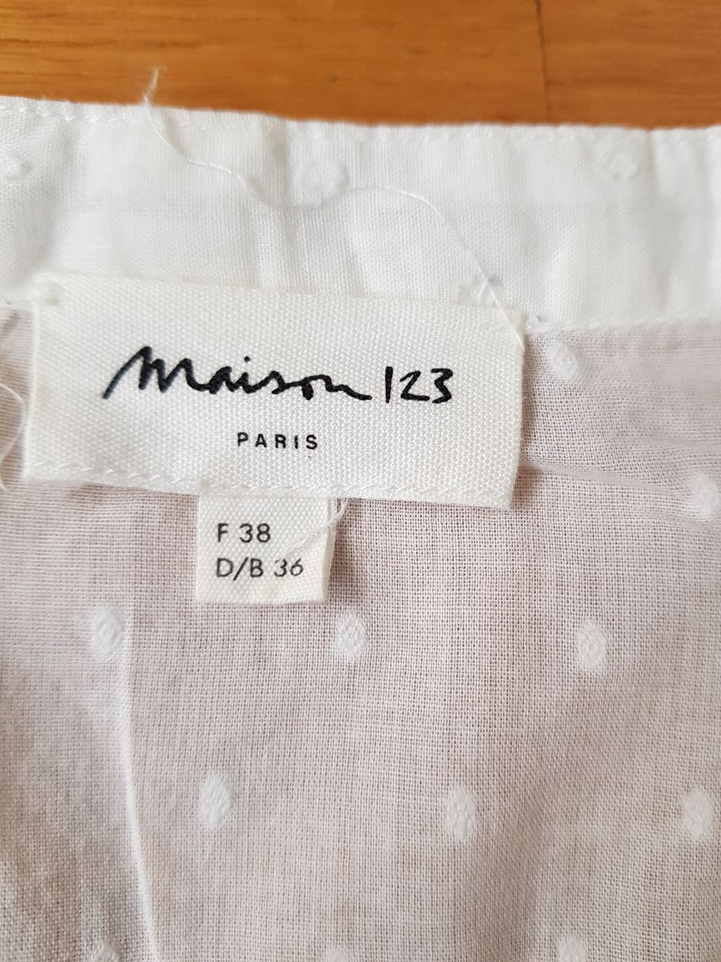 Maison 123 Camicette: Blouse blanche brodée Maison 123 taille 36 – Usato da Veyrier venduto da sosozizou 1