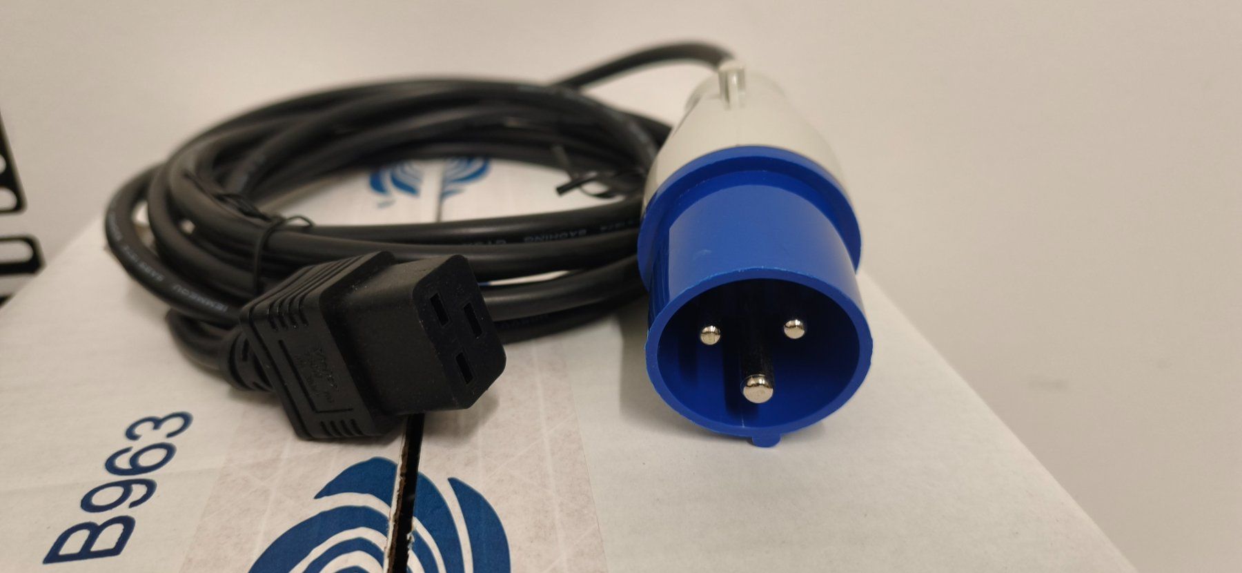 Cavi: CEE typ 16A 6h CEE Adapterkabel – Usato da Dornach venduto da ame.hq