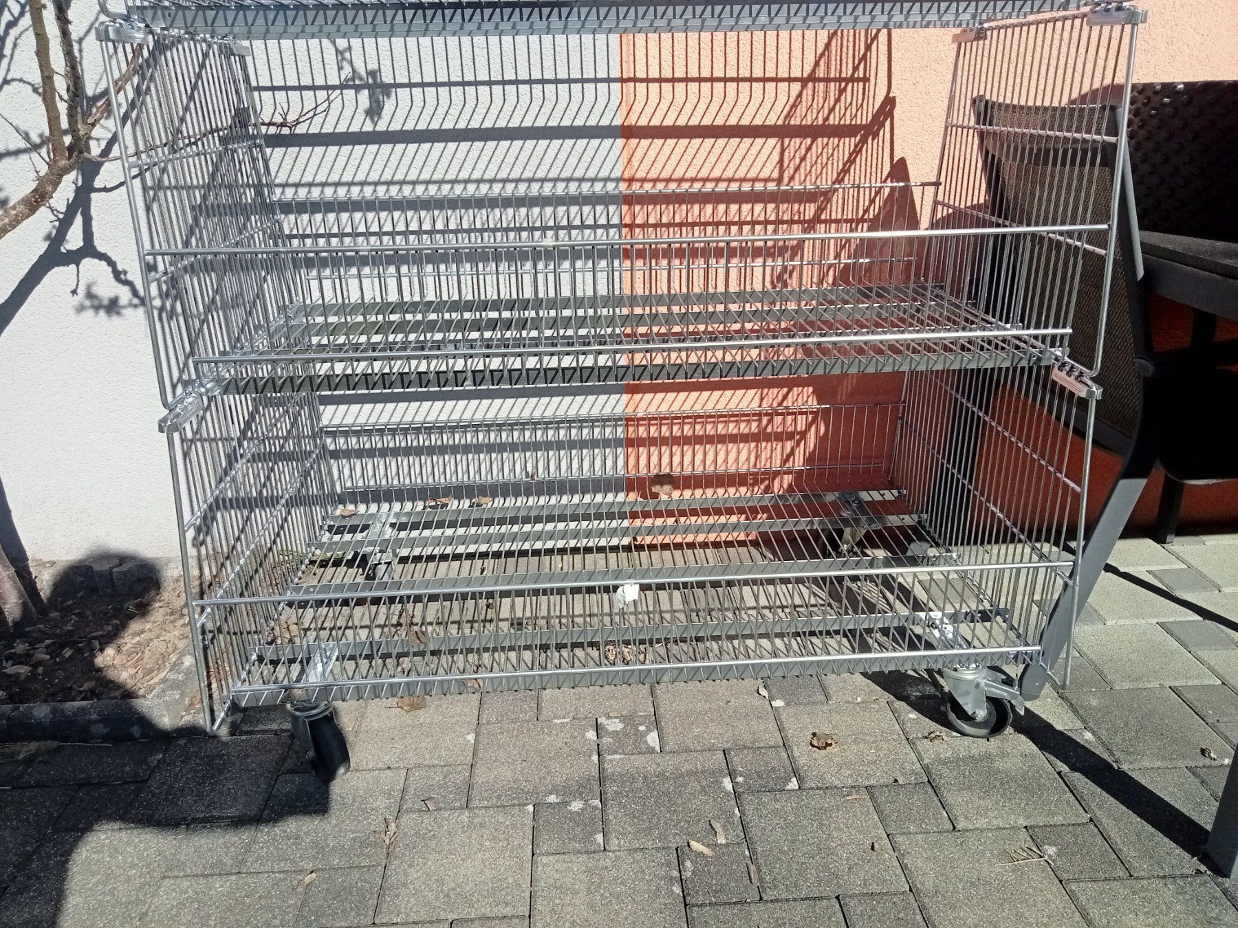 Banconi: Robuster Rollwagen Metall - vielseitig! – Usato da Oberurnen venduto da simgug