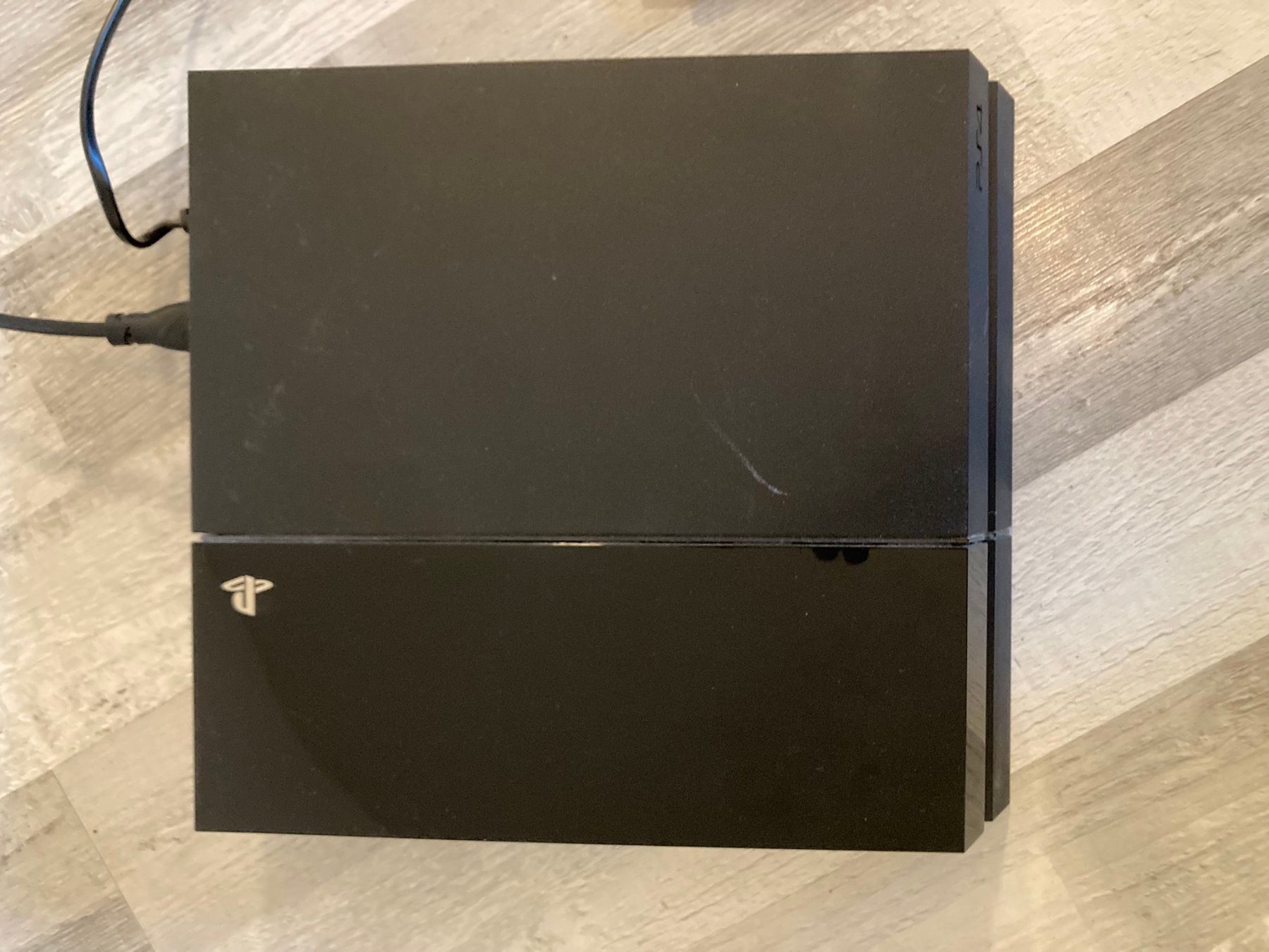 Sony Console: Playstation 4 – Usato da Winterthur venduto da medardus01