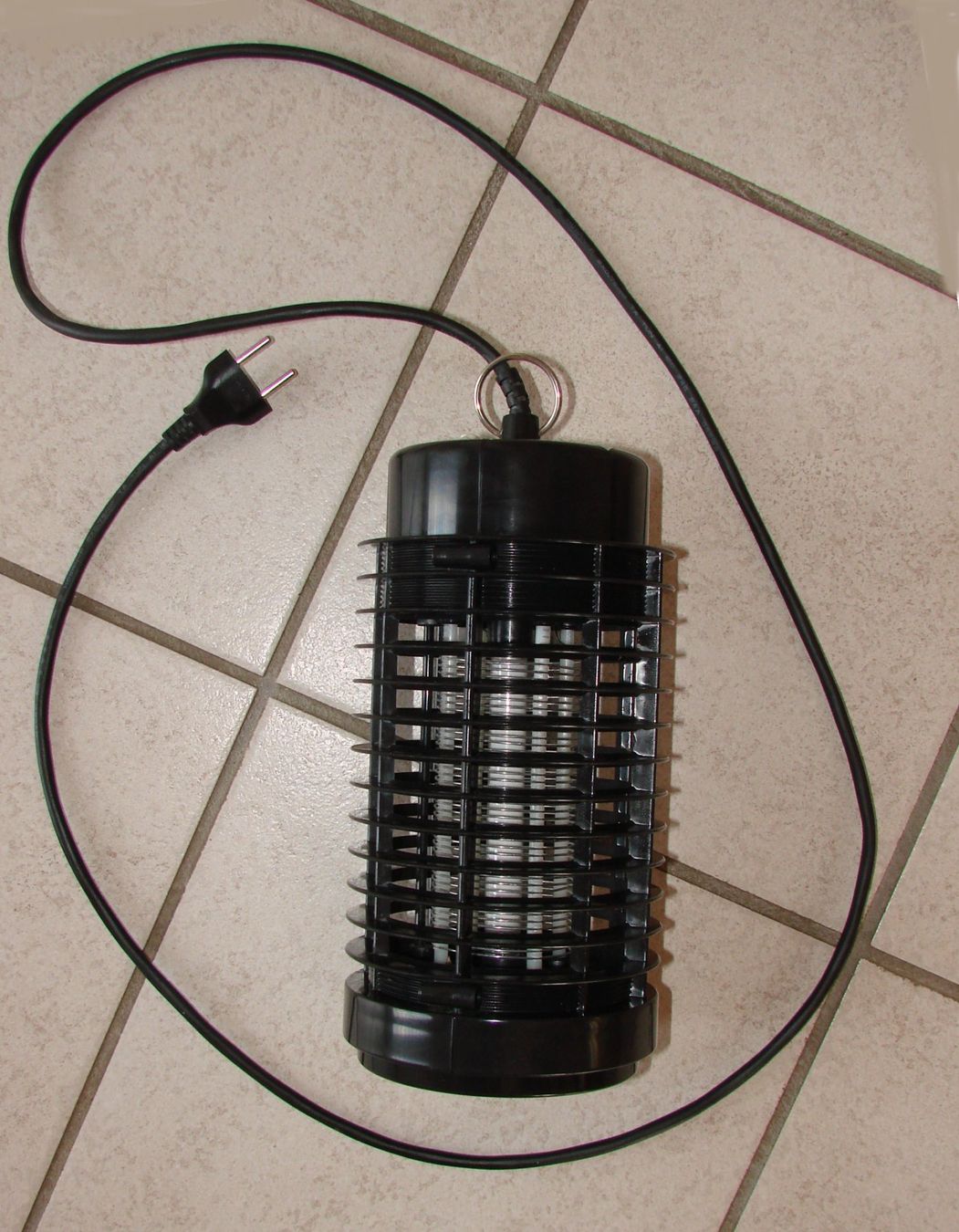 Sonstiges für Haushalt & Wohnen: Anti-Mücken-Lampe – Gebraucht aus Mur (Vully) VD von moonranger