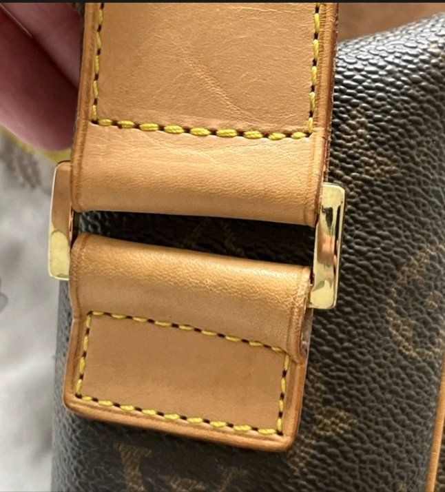 Louis Vuitton Borse: Louis Vuitton Laptop Tasche – Usato da spreitenbach venduto da duftkissen 7