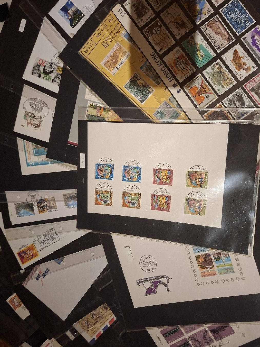 Alle Briefmarken: Briefmarkenalbum  PTT / Geschenkshefte / diverses – Gebraucht aus Balgach von SIMEON27 3