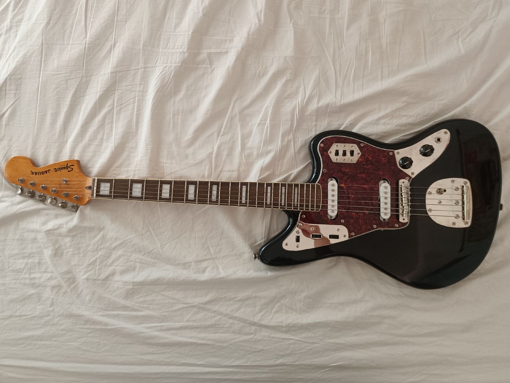 Squier Musikinstrumente: Squier Jaguar – Neu (gemäss Beschreibung) aus Massagno von Sol_Levante