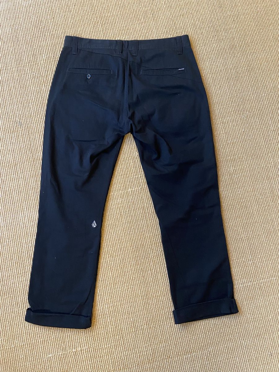 Volcom Hosen: Volcom chino Hose schwarz 32 – Gebraucht aus Naters von sim_ll77 3
