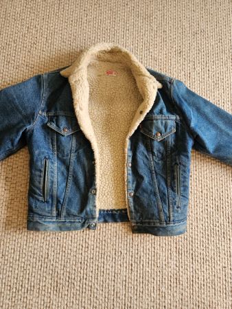 Levis Jeans Jacke gefüttert Size 42