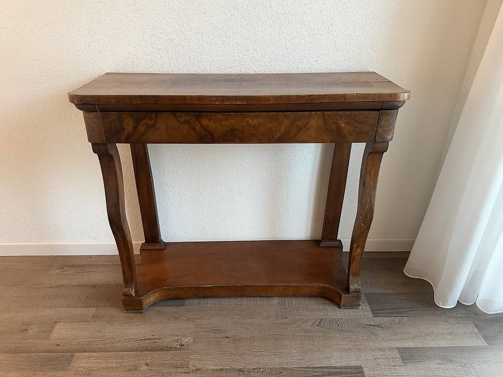Cassettiere: Antiker Konsolentisch / Beistelltisch – Usato da Rickenbach Sulz venduto da and_5wjk 1