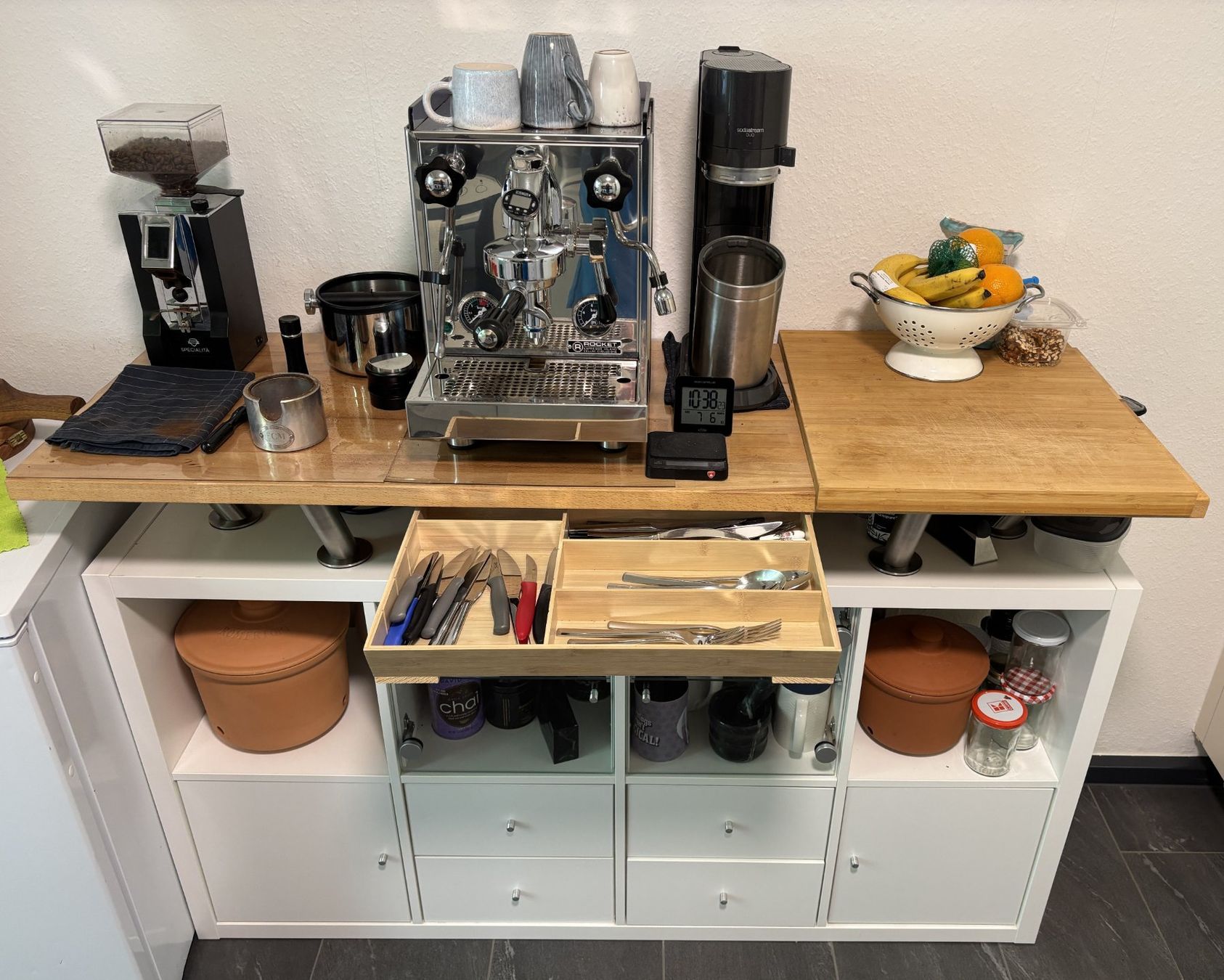 Ikea Cucine complete: Custom IKEA Kallax Coffee Station / Kitchen Island – Usato da Basel venduto da ste_v6mr